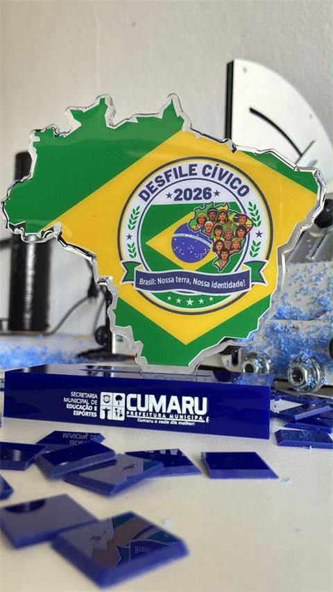 Troféu acrílico personalizado, tema Desfile Cívico 2026 (Prefeitura de Cumaru)