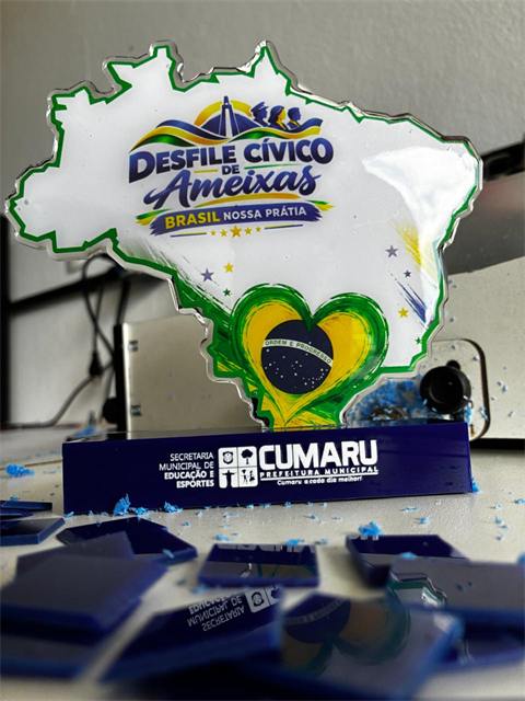 Troféu acrílico personalizado, tema Desfile Cívico (Prefeitura de Cumaru)